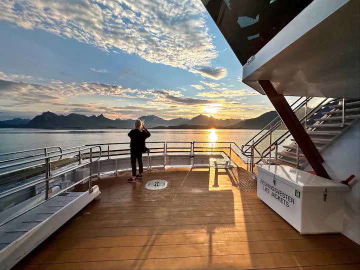 Barco de cruzeiro em Tromsø