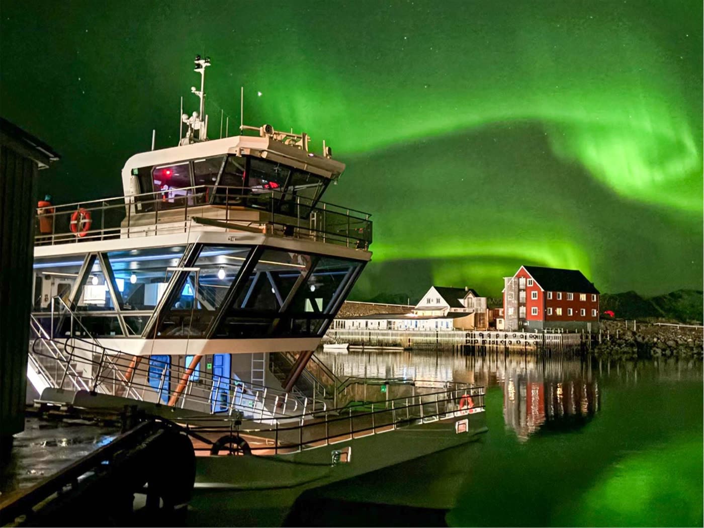 Jantar a bordo no fiorde de Tromsø